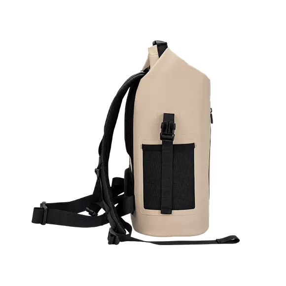 Side pocket and carry profile of the Weierken C18-26SS cooler backpack.